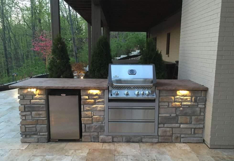 The benefits of adding an outdoor kitchen